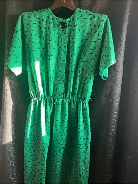 Vintage True 80s Green Patterned Short-Sleeve Dress M